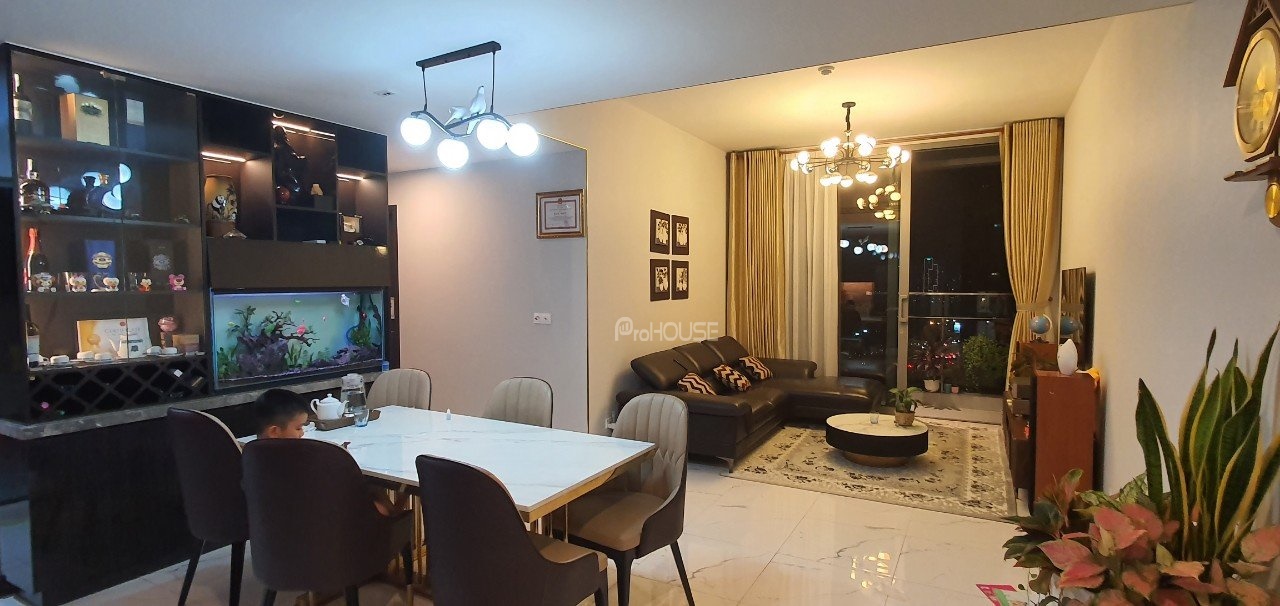 Cheap Empire City apartment for rent with luxurious and high-class furniture