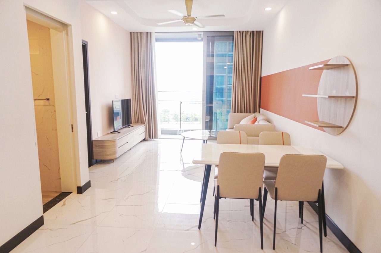 Fully furnished 1-bedroom apartment for rent in Empire City with beautiful design