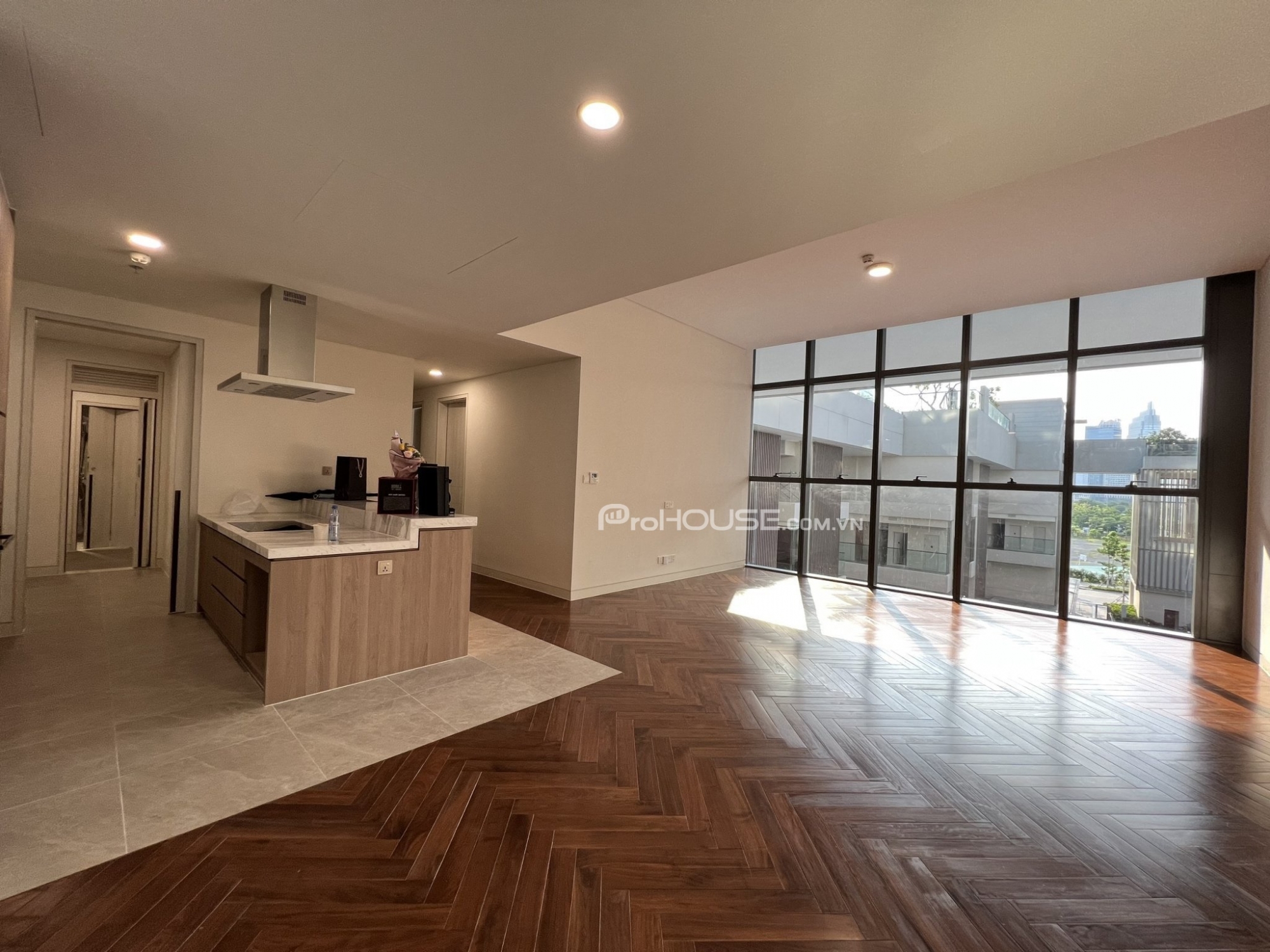 Low rental 2 bedrooms apartment for rent in Cove Residences