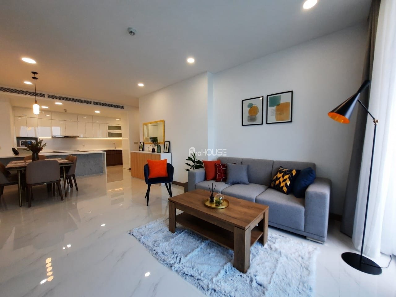 Large 3-bedroom apartment for rent in Sunwah Pearl with direct river view