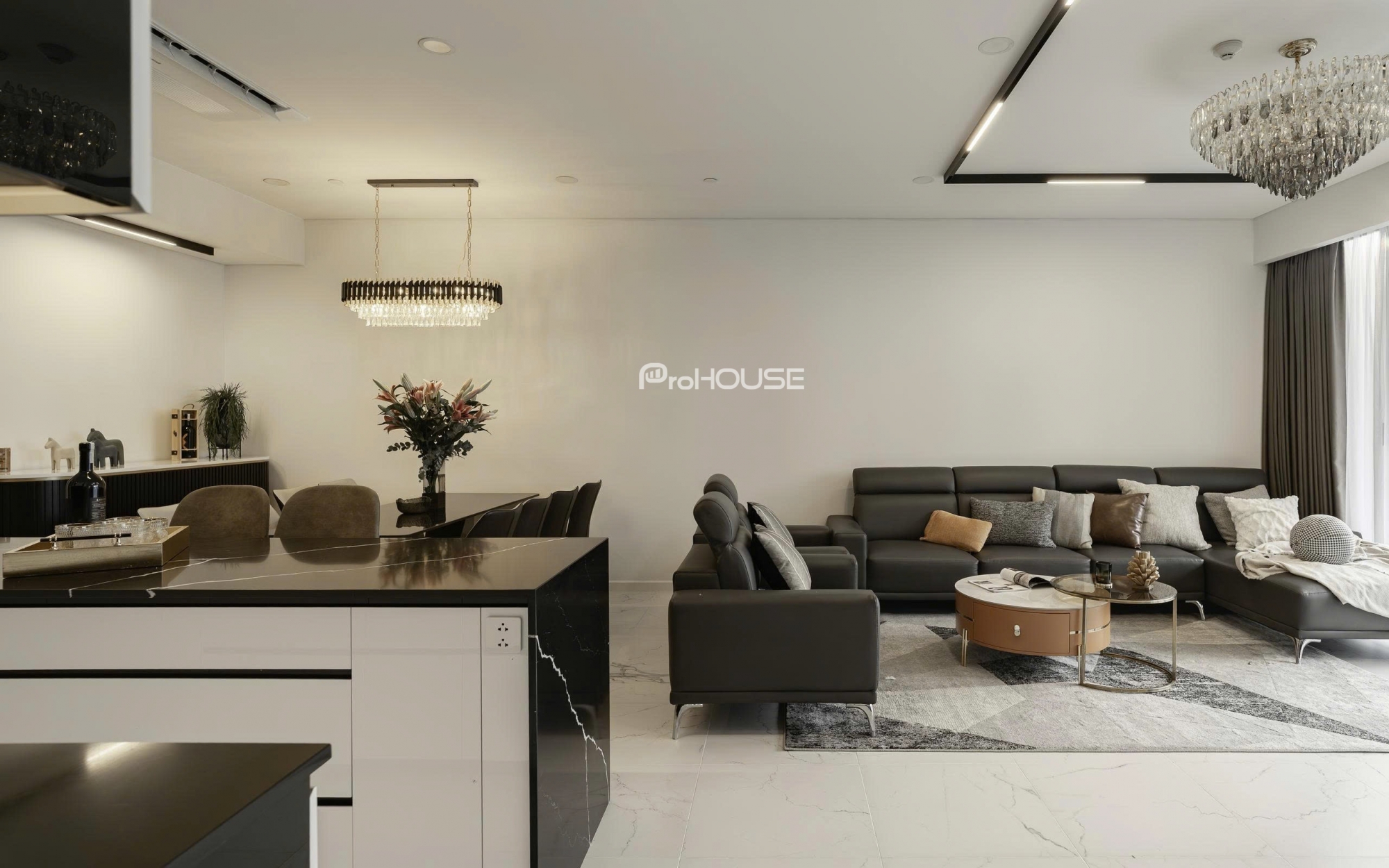 Cho thuê căn hộ 4 phòng ngủ siêu sang tại The Metropole | 170m2 | Nội thất cao cấp | View sông trực diện