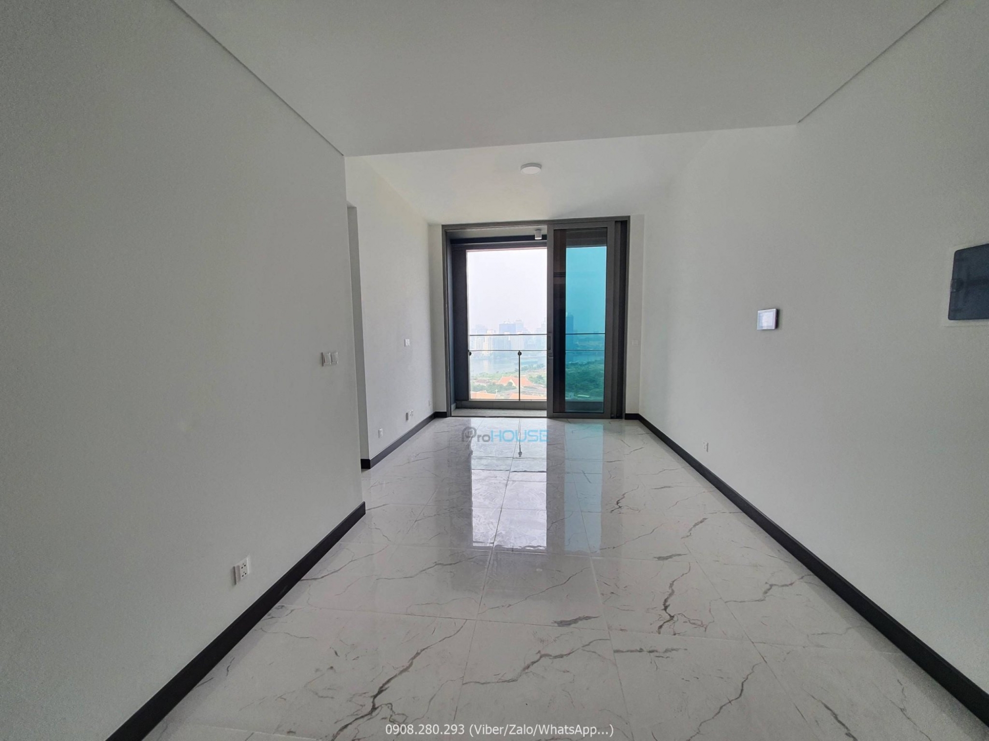 Urgent 1 bedroom apartment for rent in Empire City with beautiful view