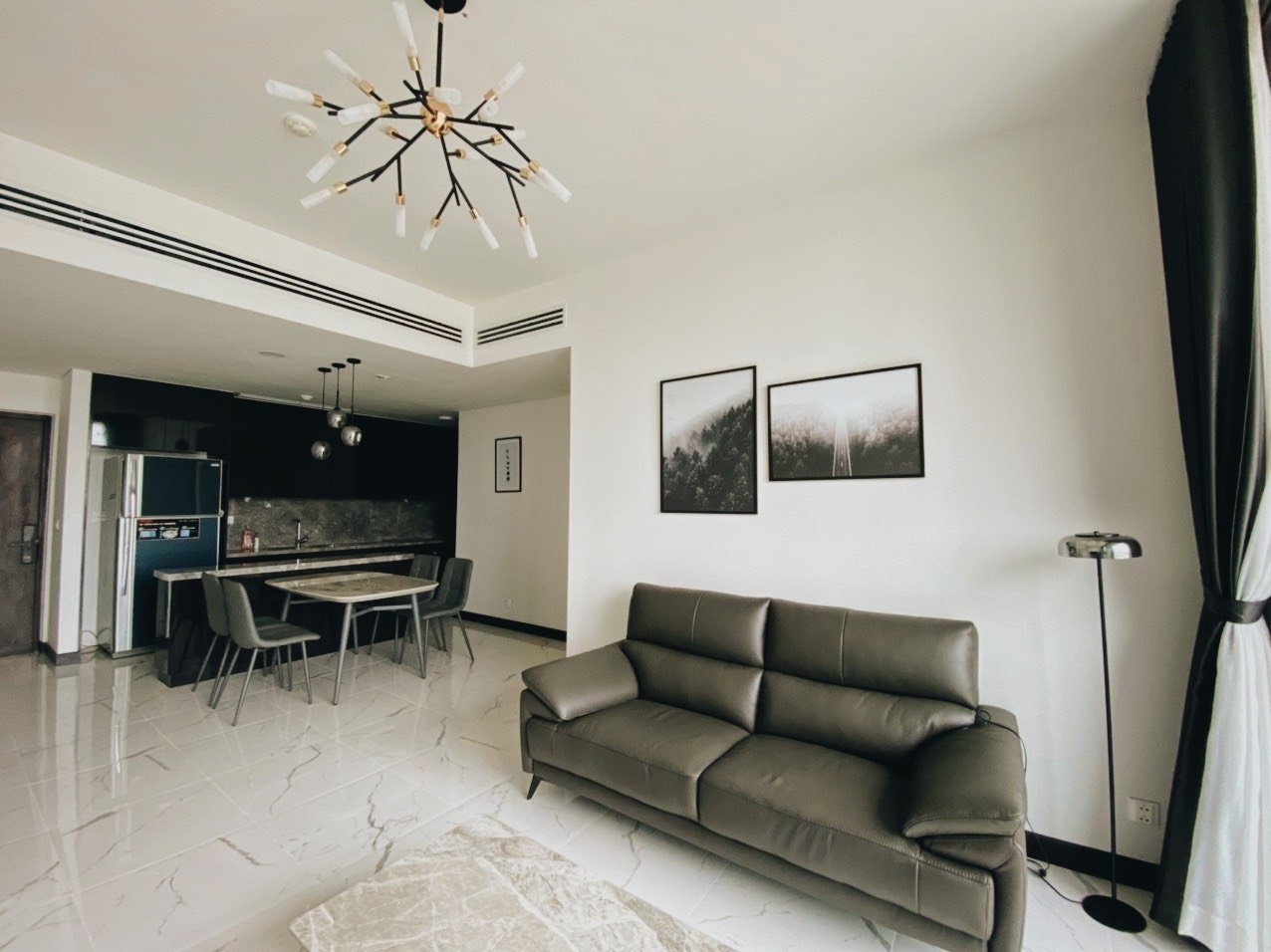 Cho thuê căn hộ cao cấp view sông ở Empire City với 2 phòng ngủ đầy đủ nội thất