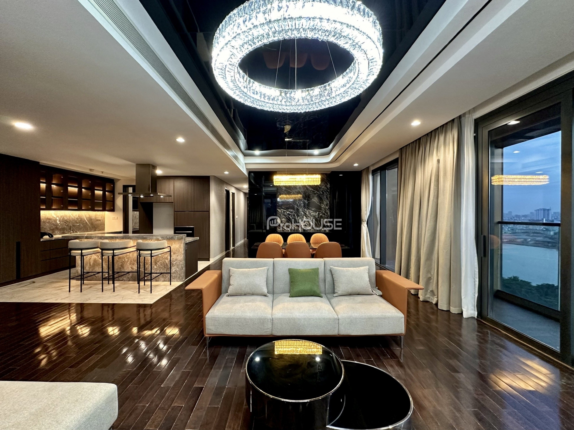 Cho thuê căn hộ lớn siêu sang ở Empire City với nội thất cao cấp và tầm nhìn đẹp