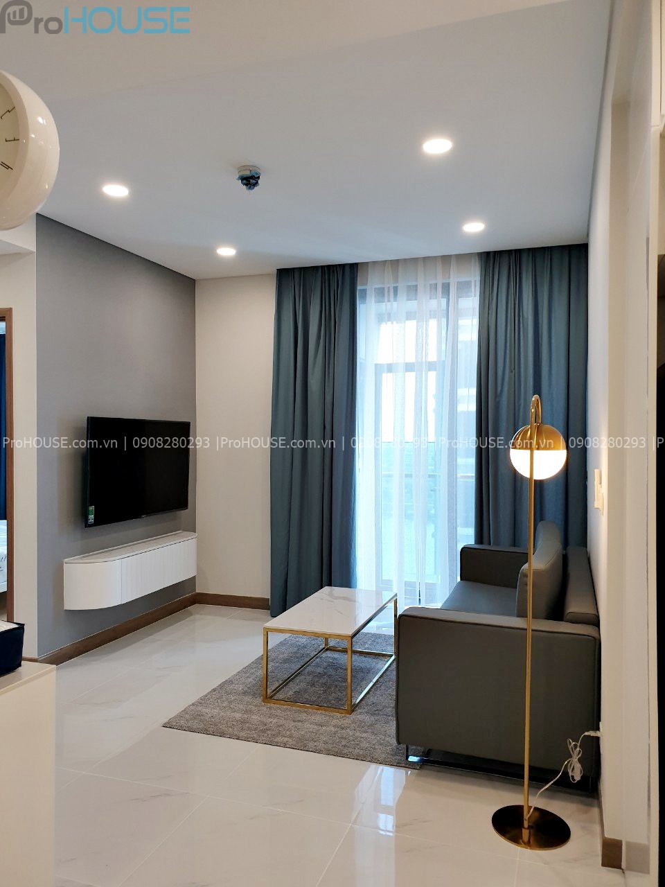 Foreign owner wants to sell 1 bedroom luxury apartment at Sunwah Pearl