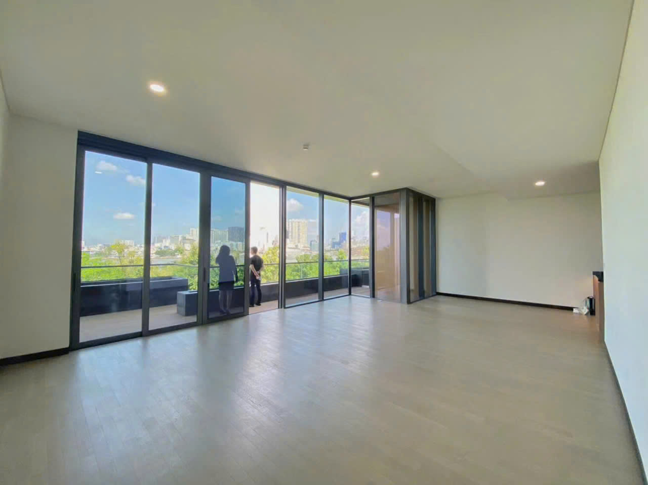 Spacious 2 bedroom apartment for rent at Empire City Tilia with open city views