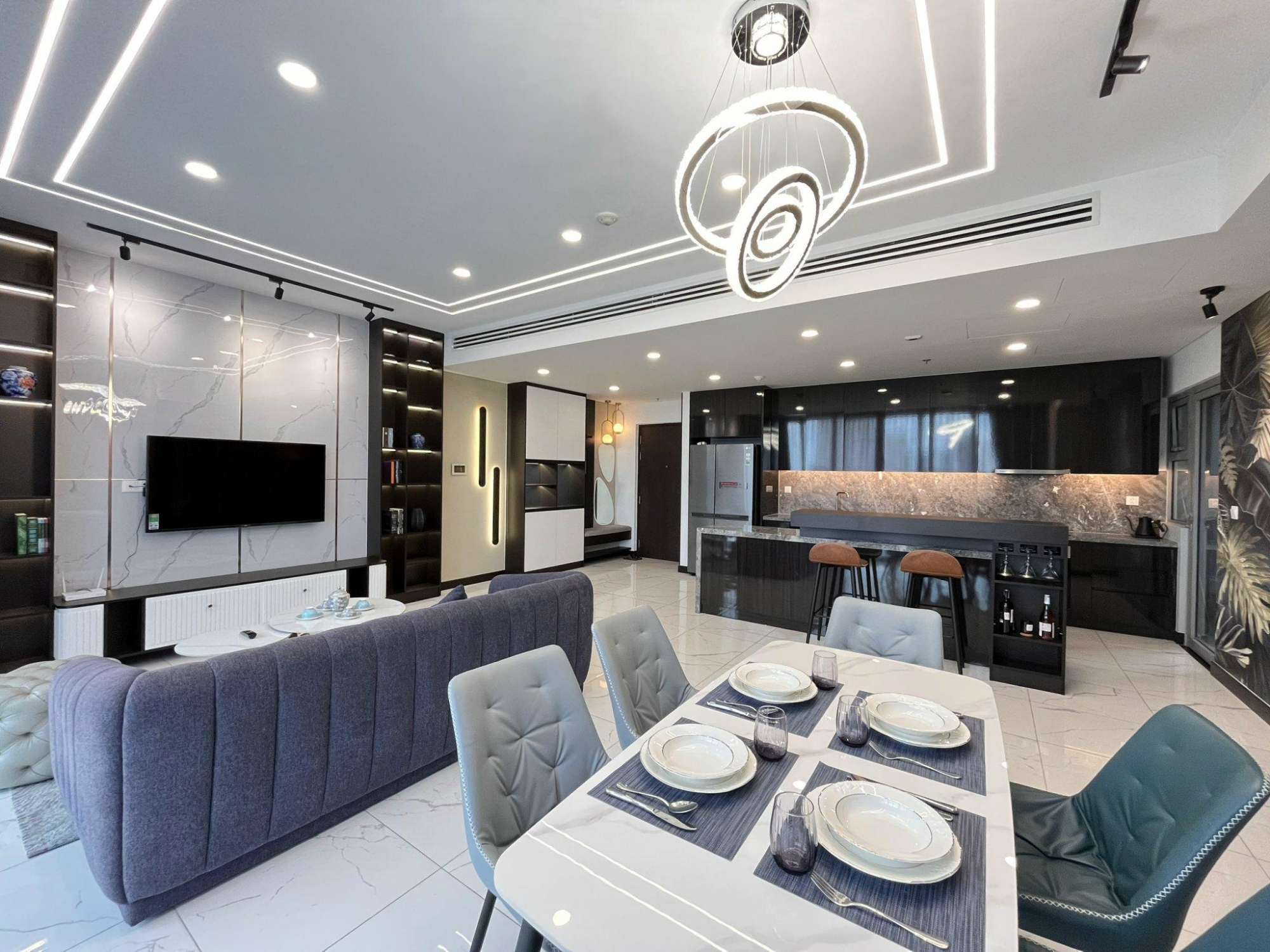 Empire City 3-Bedroom Luxury Apartment for Sale – Fully High-End Furnished